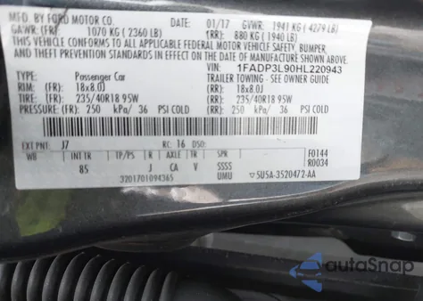 2017 Ford Focus St z USA, uszkodzony, nr VIN 1FADP3L90HL220943